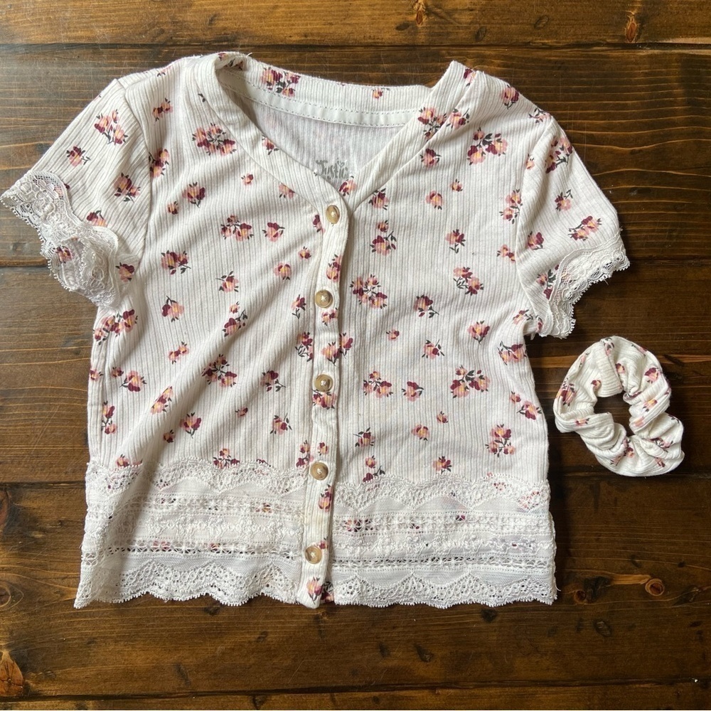 🦄Tee & Scrunchie Set - Picture 3 of 6